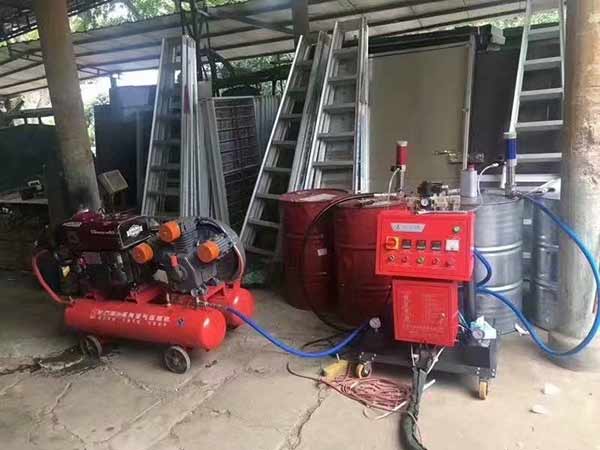 聚氨酯噴涂設備型號:JNJX-III(H)